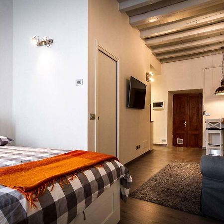 Joivy Chic Studio In Como Centre Apartment Exterior photo
